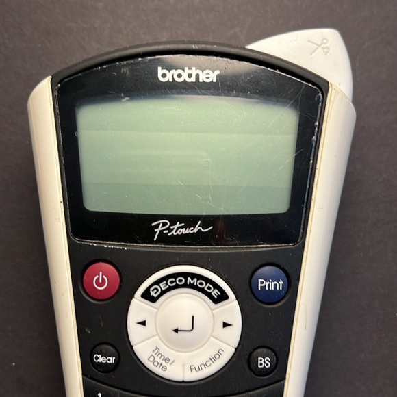 Brother P-Touch Portable Label Maker(PT-1090) - Picture 2 of 4